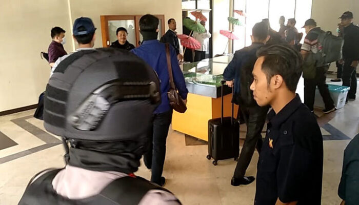 KPK Geledah Kantor Dinas PUPR Kota Tasikmalaya