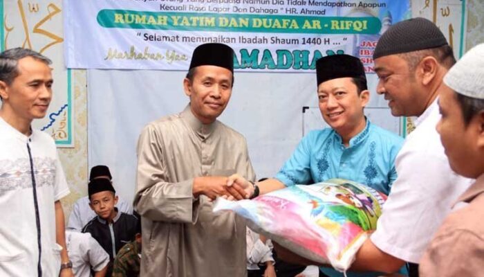 Ditreskrimum Polda Jabar Eratkan Silaturahmi dengan Sahur dan Sholat Subuh Bersama