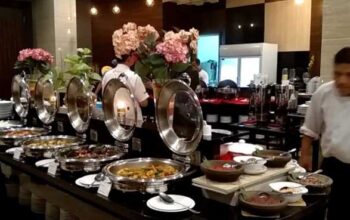 Sejumlah Jurnalis Bukber di Coffee Shop Horison