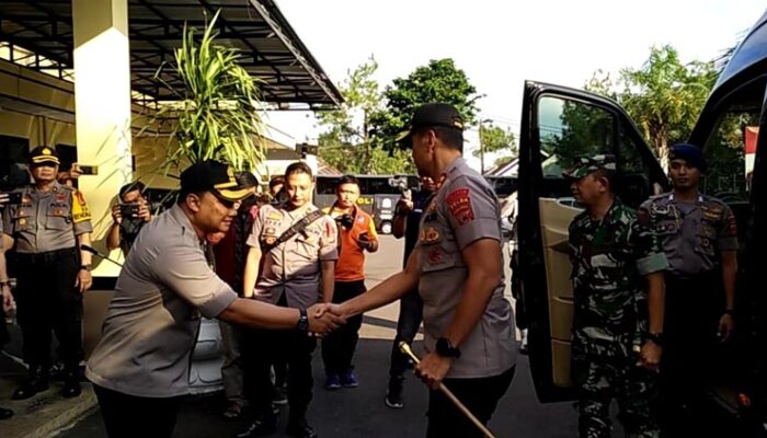 Pangdam dan Kapolda Jabar Melakukan Safari Ramadhan