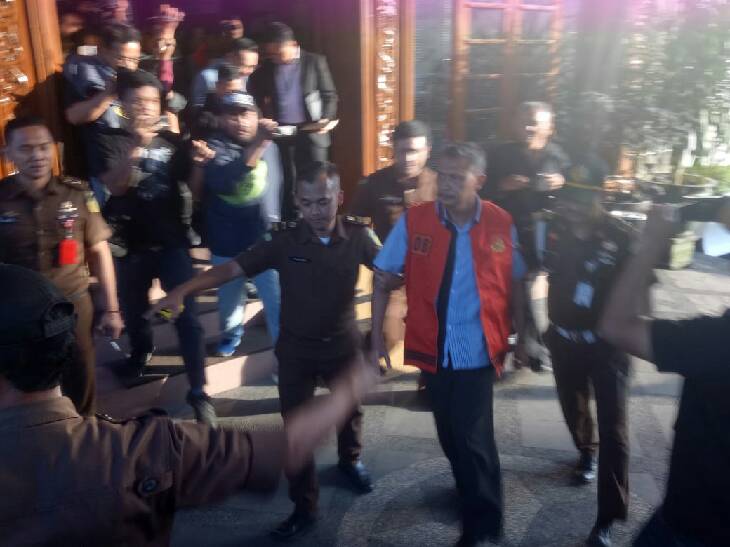 Empat Tersangka Korupsi Jalan Cisinga Ditahan