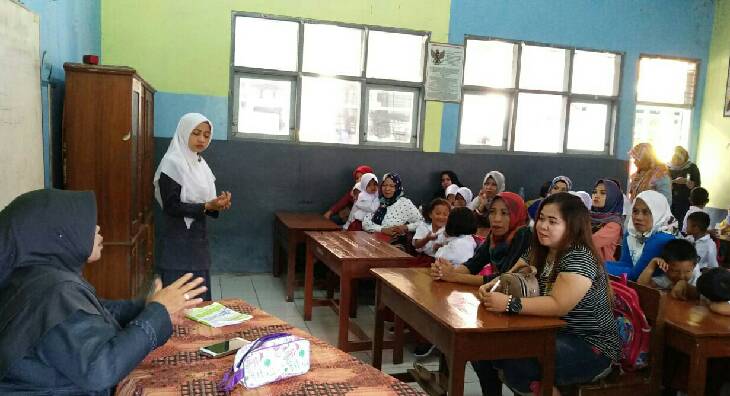 Hari Pertama Masuk Sekolah, Orang Tua Siswa Baru Khawatir Anaknya Diculik