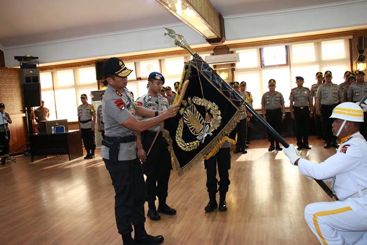 Kapolda Jabar : Tradisi Pencucian Pataka Sebagai Simbol Menghargai Nilai-nilai Luhur