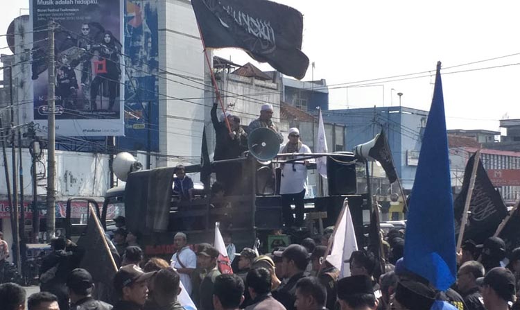 Al Mumtaz Gelar Aksi Solidaritas Bela Ulama