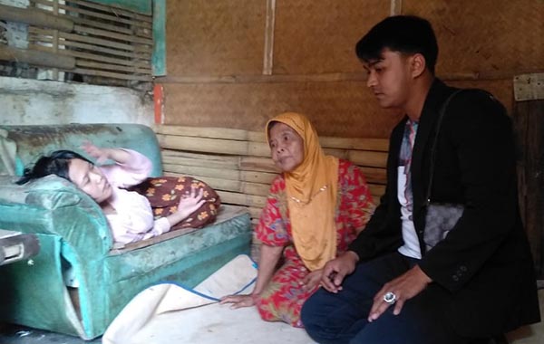 Kondisi Elis Remaja Kadipaten; Usia 3 tahun Terbentur Kepala, Belasan Tahun Menderita