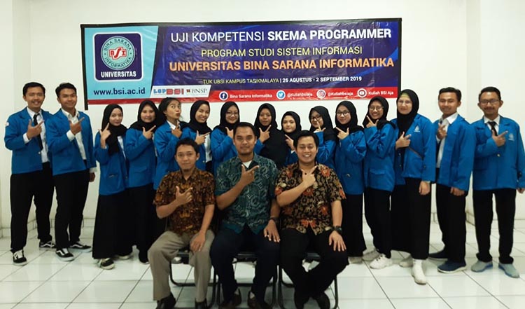 Mahasiswa UBSI Tempuh Ujikom Programmer
