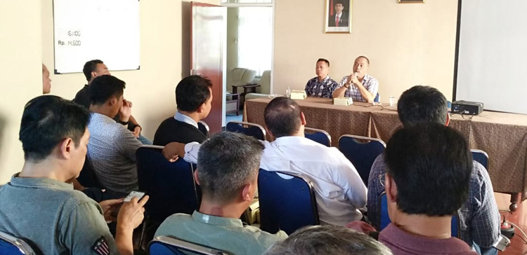 Gelar Pertemuan, Pengusaha Angkutan Umum Mengeluh BBM Jenis Solar Dibatasi