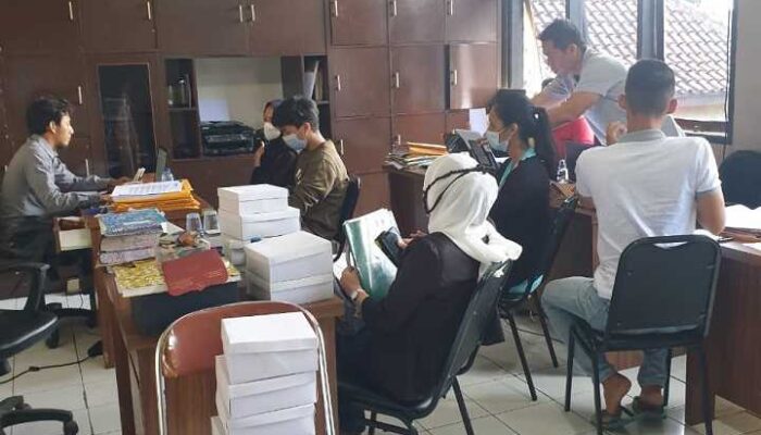 Ingin Memiliki Album Kenangan, Alumni SMAN 5 Kota Tasik Datangi Polresta