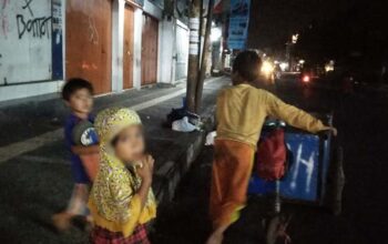 dewi bocah pemulung tasikmalaya dewi bocah pemulung tasikmalaya