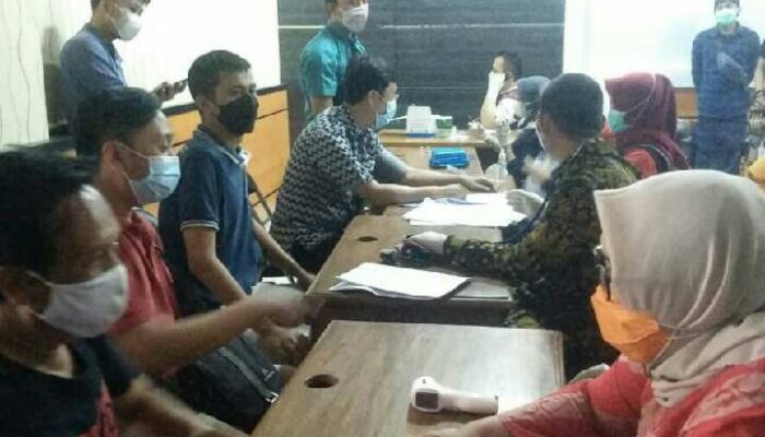 Para Awak Media di Tasikmalaya Mendapatkan Vaksinasi Covid-19