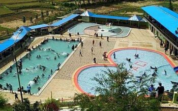 Ponpes Ibadurrohman Ajak Anak Didik Menikmati Wisata Pasir Pataya