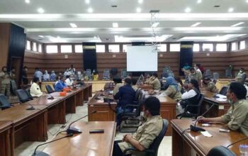 Tidak Hadirnya Kadis Porabudpar Dalam Audensi, Para Seniman Kota Tasik Kecewa
