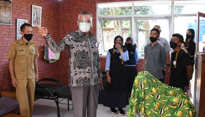 Achmad Ru’yat Apresiasi Program PPSBR di Dinas Sosial Jabar