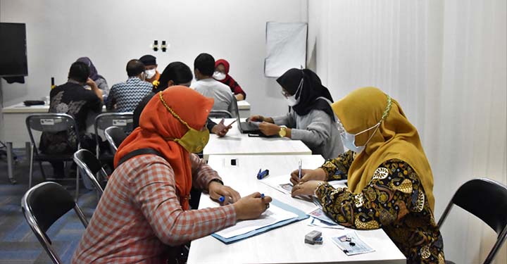 Diskominfo dan DKPP Vaksinasi Covid-19 Ke-2 untuk ASN dan Awak Media