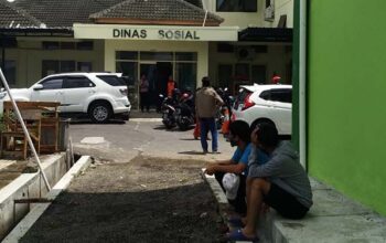 Sejumlah Warga Datangi Dinsos Pertanyakan Bantuan Sosial Tunai Covid-19