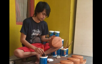 Berkah Ramadhan, Perajin Peci Kulit Waru Banjir Pesanan