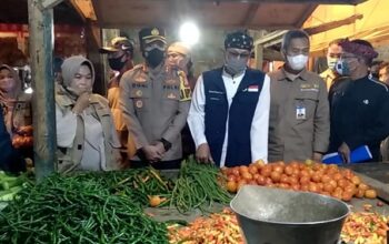 Jelang Idul Fitri 1442 H, TPID Kota Tasik Sidak Pasar Cikurubuk