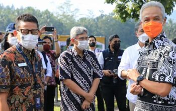 Mimpi Jokowi Mania Pasangkan Ganjar Pranowo dengan Sandiaga Uno