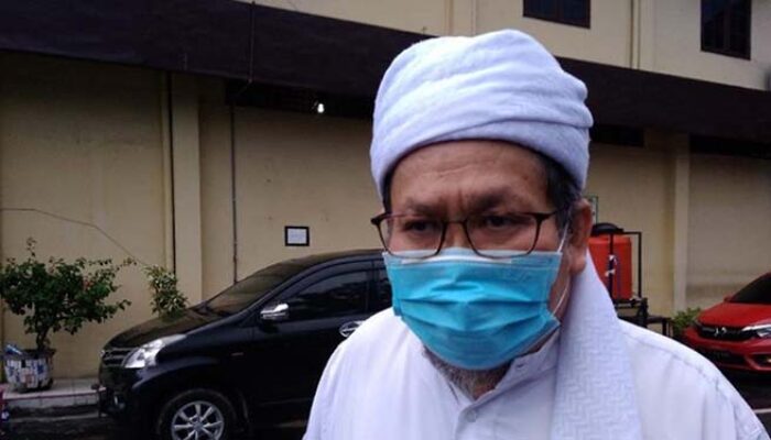 Tengku Zulkarnain Akan Disholatkan di Halaman Parkir RS Tabrani
