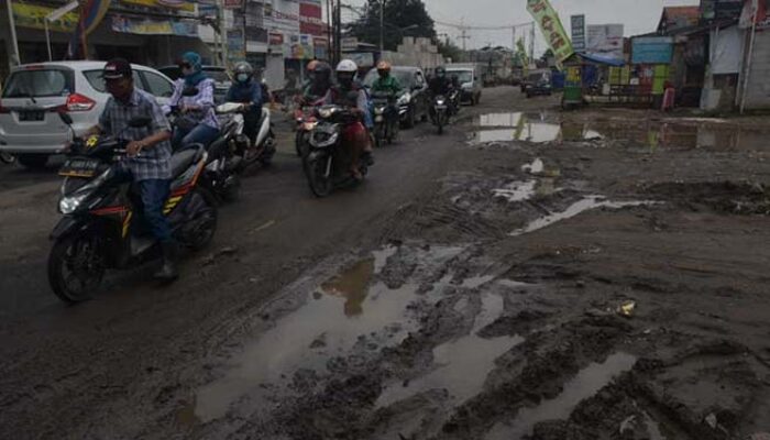DPRD Jabar Tekankan Pemkab Bekasi Selesaikan Pembebasan Lahan Jalan Cikarang-Cibarusah