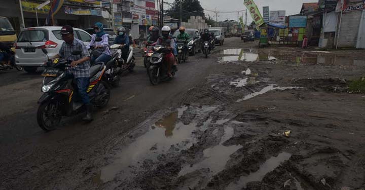 DPRD Jabar Tekankan Pemkab Bekasi Selesaikan Pembebasan Lahan Jalan Cikarang-Cibarusah