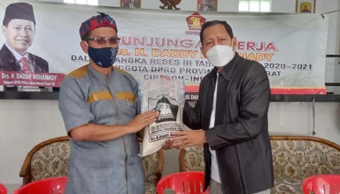 Daddy Rohanady Serap Aspirasi Warga Desa Cirebon Girang