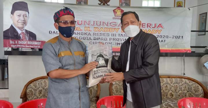 Daddy Rohanady Serap Aspirasi Warga Desa Cirebon Girang