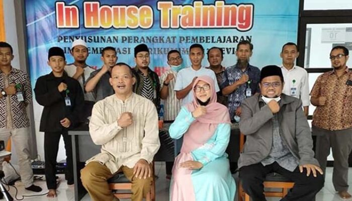 Tingkatkan Mutu Guru dan Kompetensi, SMK Miftahul Huda AL Husna Gelar In House Training