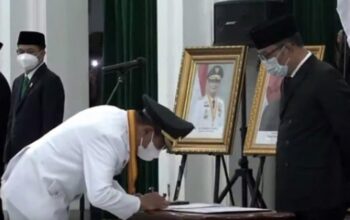H Muhammad Yusuf Resmi Dilantik Jadi Wali Kota Tasikmalaya Definitif