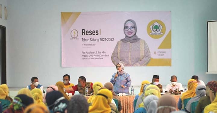 Ade Puspitasari: Pemerintah Perlu Antisipasi Ancaman COVID-19 di Libur Nataru