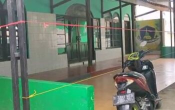 Anggota DPRD KBB Gembok Masjid di Padalarang, Persoalkan Tanah Wakaf?
