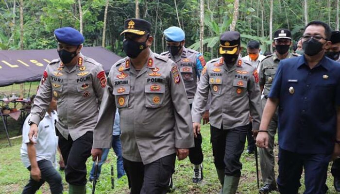 Bupati Hadiri Peletakan Batu Pertama Pembangunan Mako Batalyon D Brimob