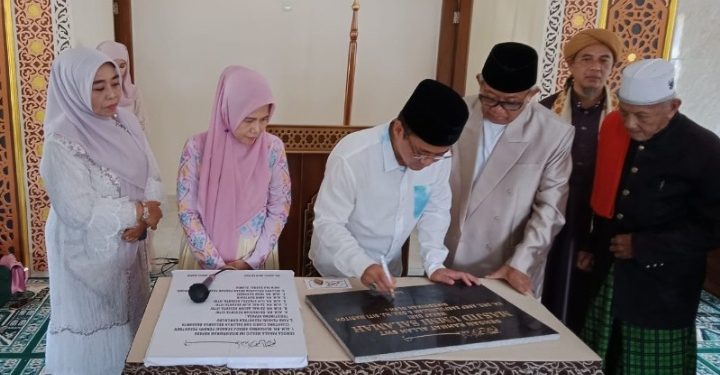 Wabup Cecep Nurul Yakin Resmikan Masjid Ummi Salamah Sukamenak