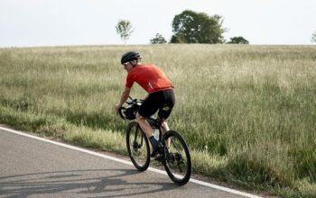 Hobi Gowes? Ini 8 Perlengkapan Wajib untuk Bersepeda