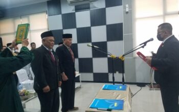 Bupati Ade Lantik Dewan Pengawas PD BPR Artha Galunggung Baru