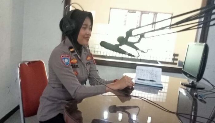 Guna Cegah Gangguan Keamanan, Polres Tasikmalaya Kota Gencarkan Imbauan Kamtibmas di Radio Swasta