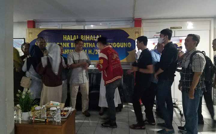 BPR Artha Galunggung Gelar Halal Bil Halal Karyawan dan Direksi