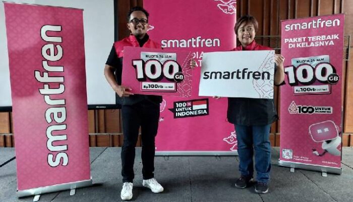 Dukung Generasi Digital Berkarya, Smartfren Perkenalkan Paket 100 GB – Rp100 Ribu untuk Pelanggan