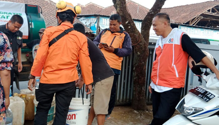 Misi Kemanusiaan H. Yadi Mulyadi, Atasi Krisis Air Bersih Warga Kahuripan