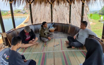 HMPGSD UPI Kampus Tasikmalaya Kembangkan Literasi Masyarakat Desa Cidugaleun