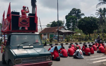 Aksi Buruh SBMT Tasikmalaya, Tuntutan Kenaikan Upah dan Reformasi Ketenagakerjaan