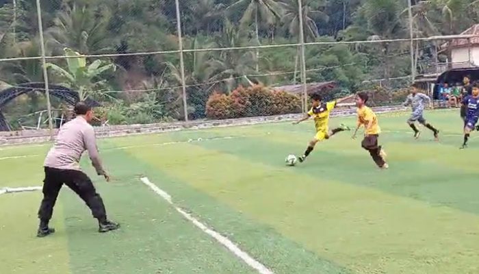 Bebas Bullying! Terobosan Unik Sosialisasi di Lapangan Bola Bikin Antusias Anak-anak