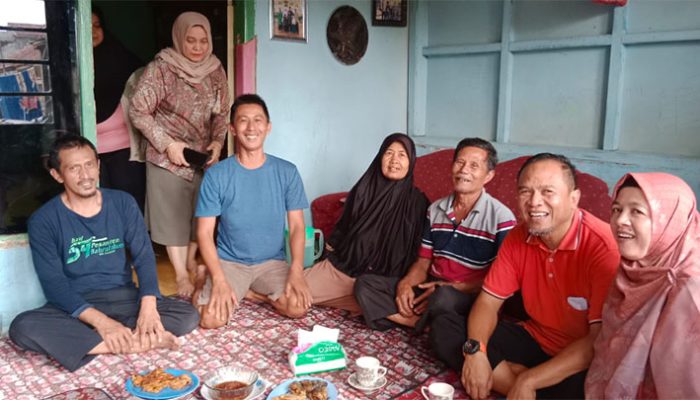 Uniknya Warga Tasikmalaya Ajak Caleg PKS Makan Siang