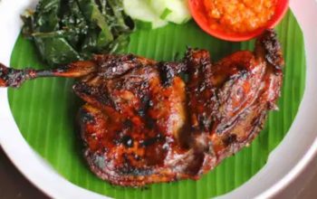 Sensasi Manis dan Gurih, Resep Bebek Panggang Madu yang Menggugah Selera