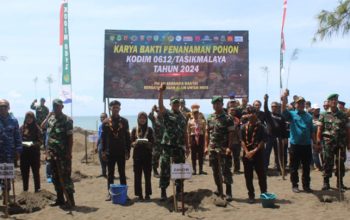 Kodim 0612/Tasikmalaya Tebar Kebaikan di Pantai Cemara Cikalong
