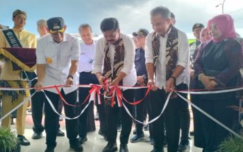 Menteri Hadi Tjahjanto Resmikan Peluncuran Tiga Kereta Api Baru di Stasiun Tasikmalaya