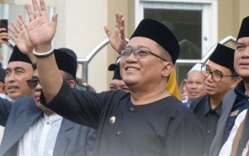 432 Jemaah Calon Haji Kabupaten Tasikmalaya Dilepas Bupati Ade Sugianto