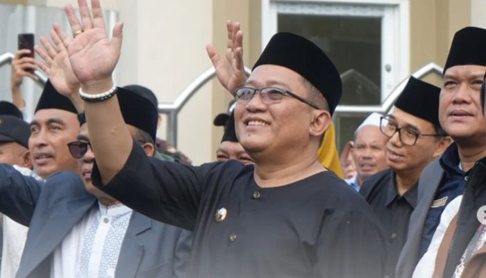 432 Jemaah Calon Haji Kabupaten Tasikmalaya Dilepas Bupati Ade Sugianto
