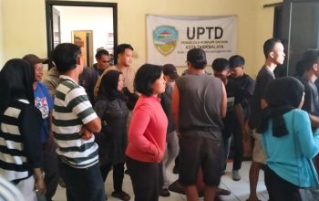 Para Pedagang Komplek Olahraga Dadaha Datangi Kantor UPTD, Tuntut Janji yang Tertunda