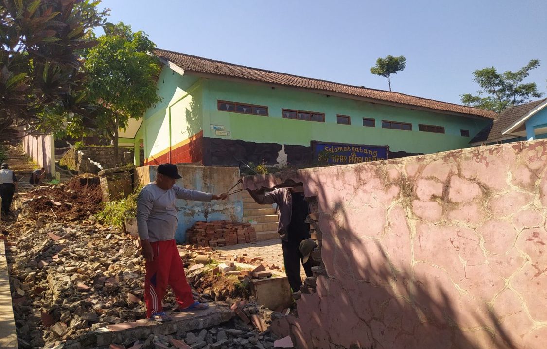 Disdik Bandung Barat Pastikan KBM di SDN Tipar Tetap Berjalan Pasca Gempa